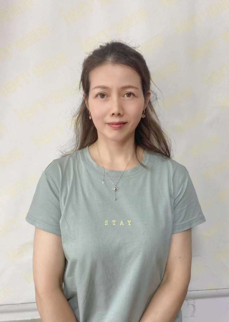 家政育婴师姜阿姨公开照片