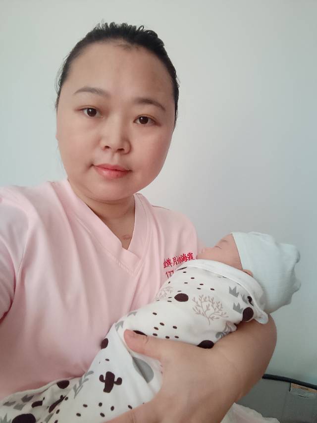 向阿姨工作生活照9