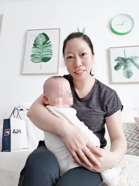 家政育婴师向阿姨公开照片