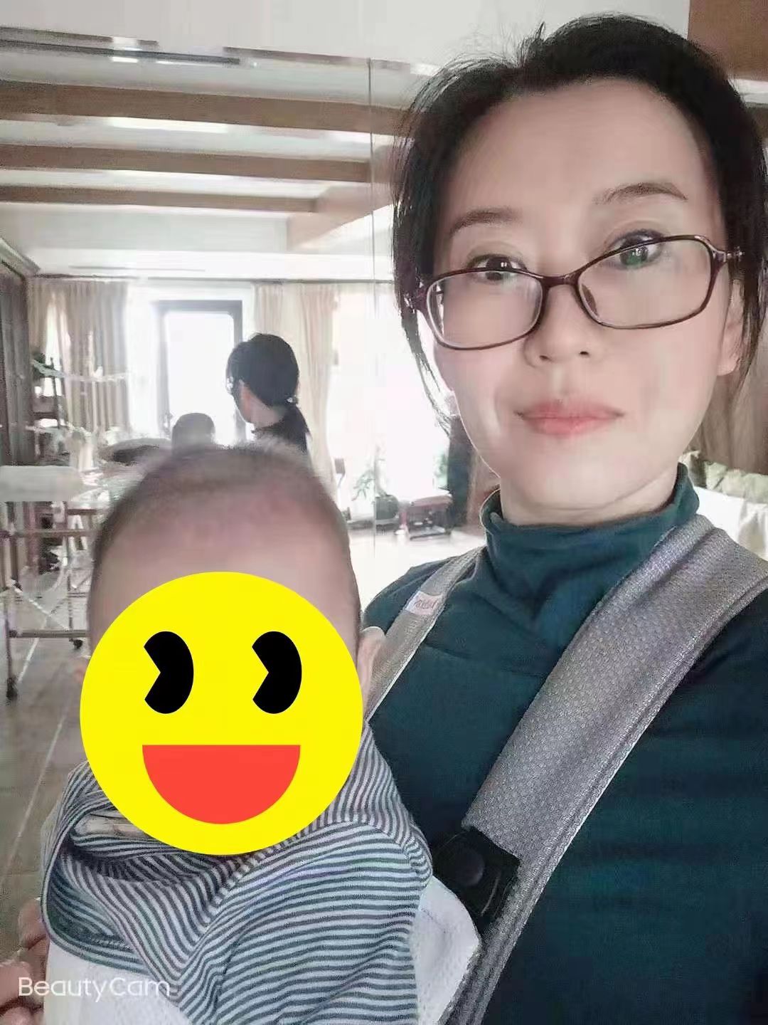 岳阿姨缩略图2