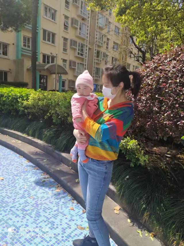 吴阿姨工作生活照3