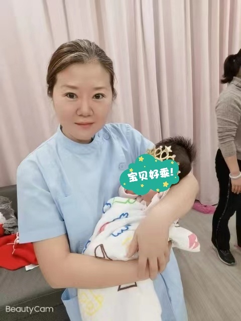 李阿姨缩略图2