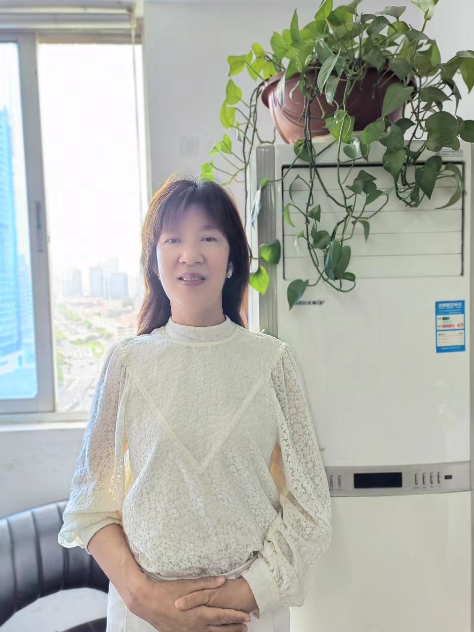 上海钟点工陈阿姨公开照片