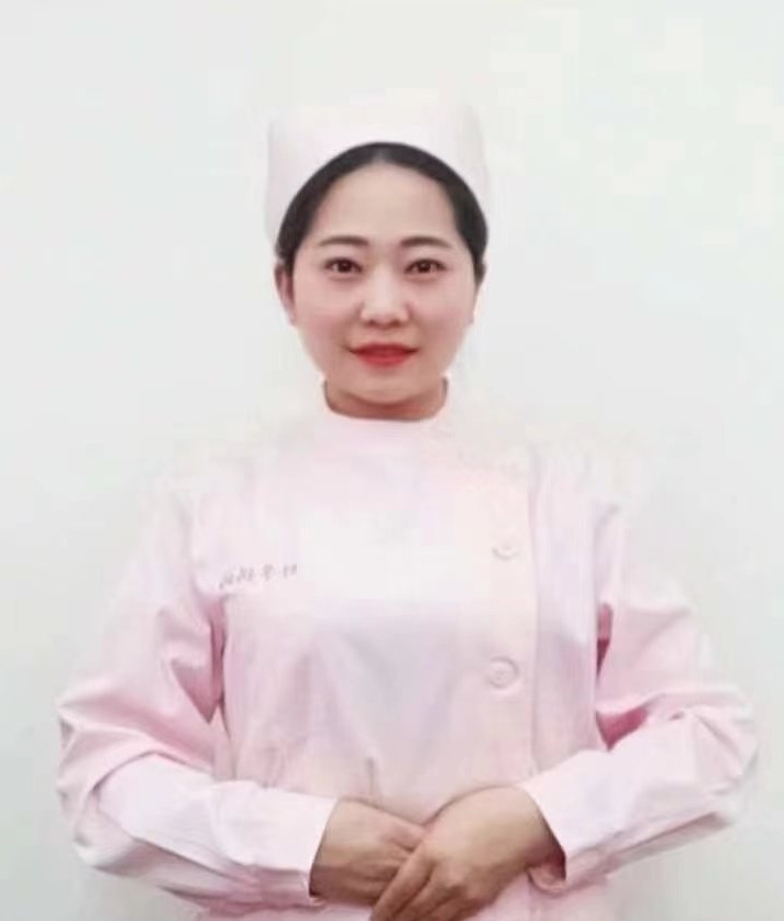 上海育婴师伍阿姨公开照片
