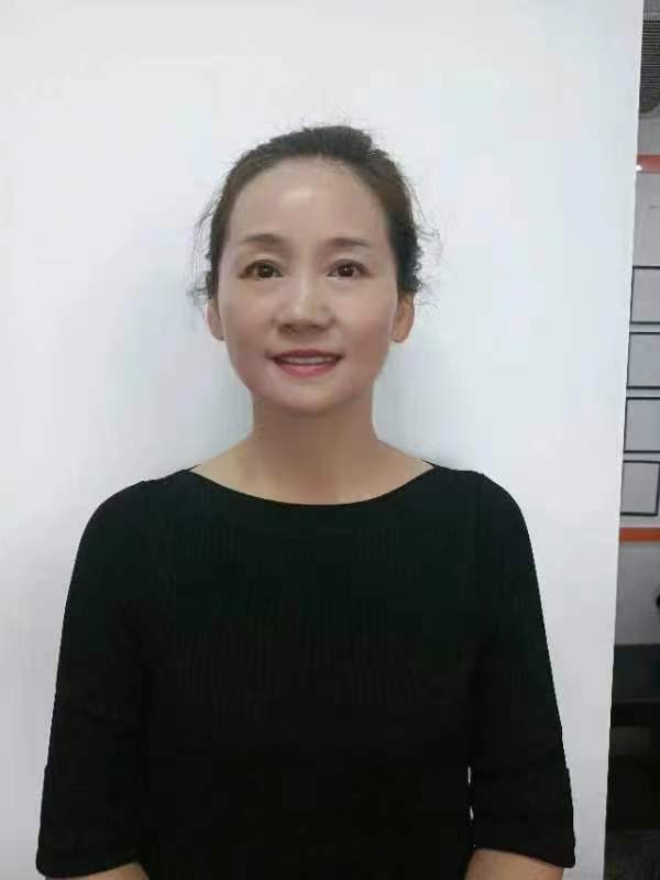 上海家务师李阿姨公开照片