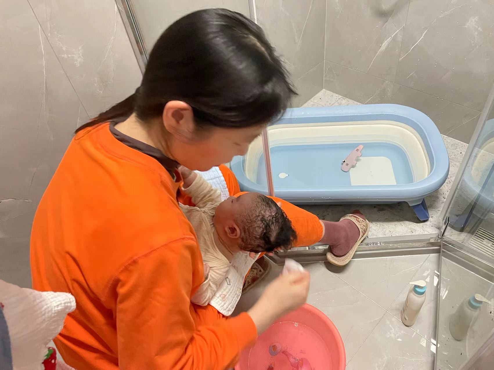 冯阿姨工作生活照8