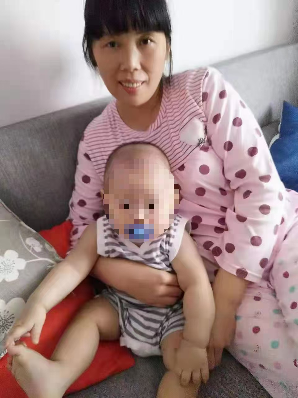 许阿姨工作生活照1