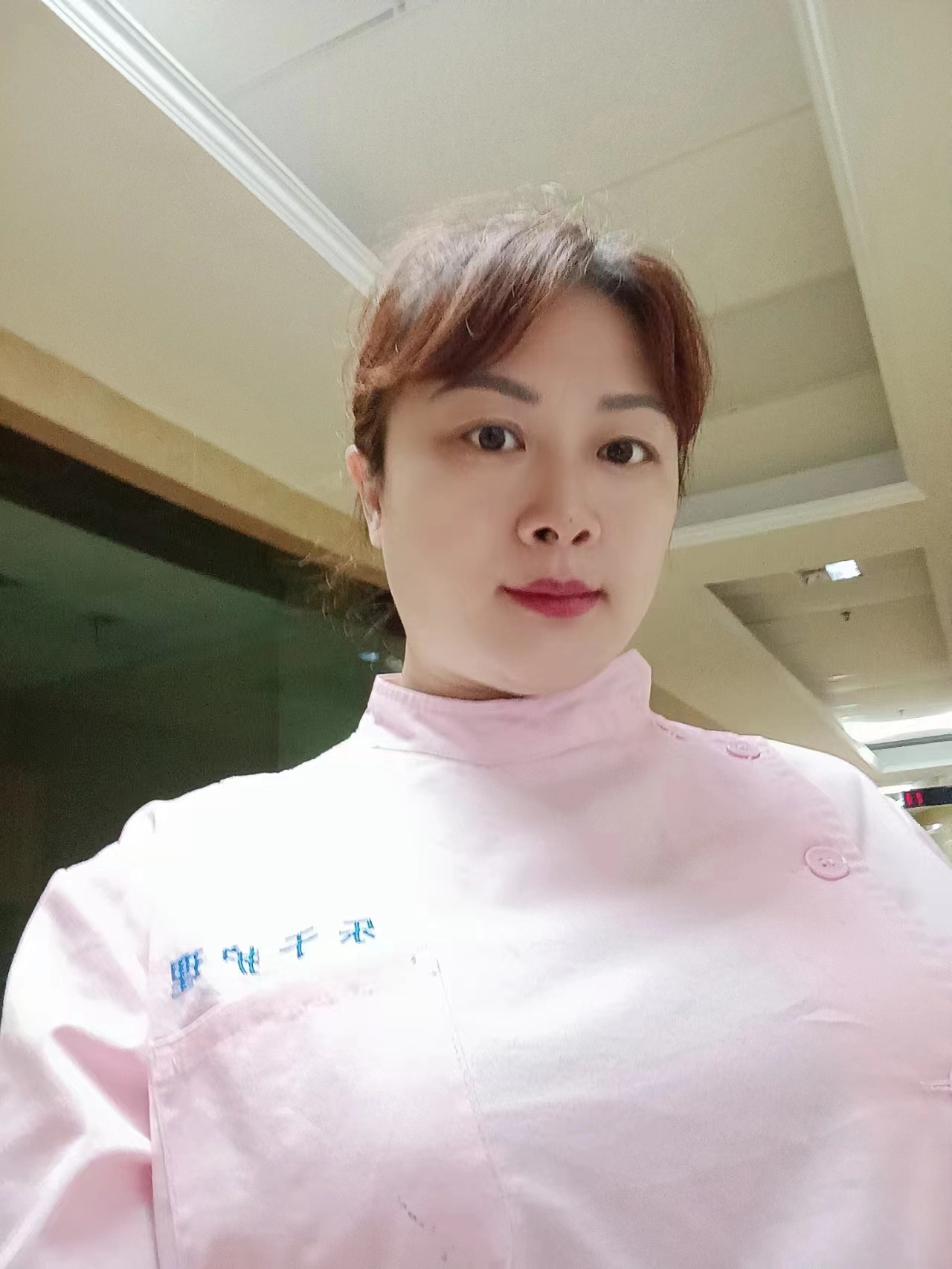 家政月嫂夏阿姨公开照片