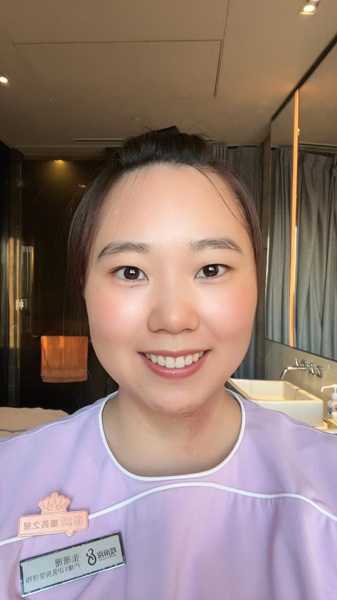 阿联酋🇦🇪成长陪伴师张阿姨公开照片