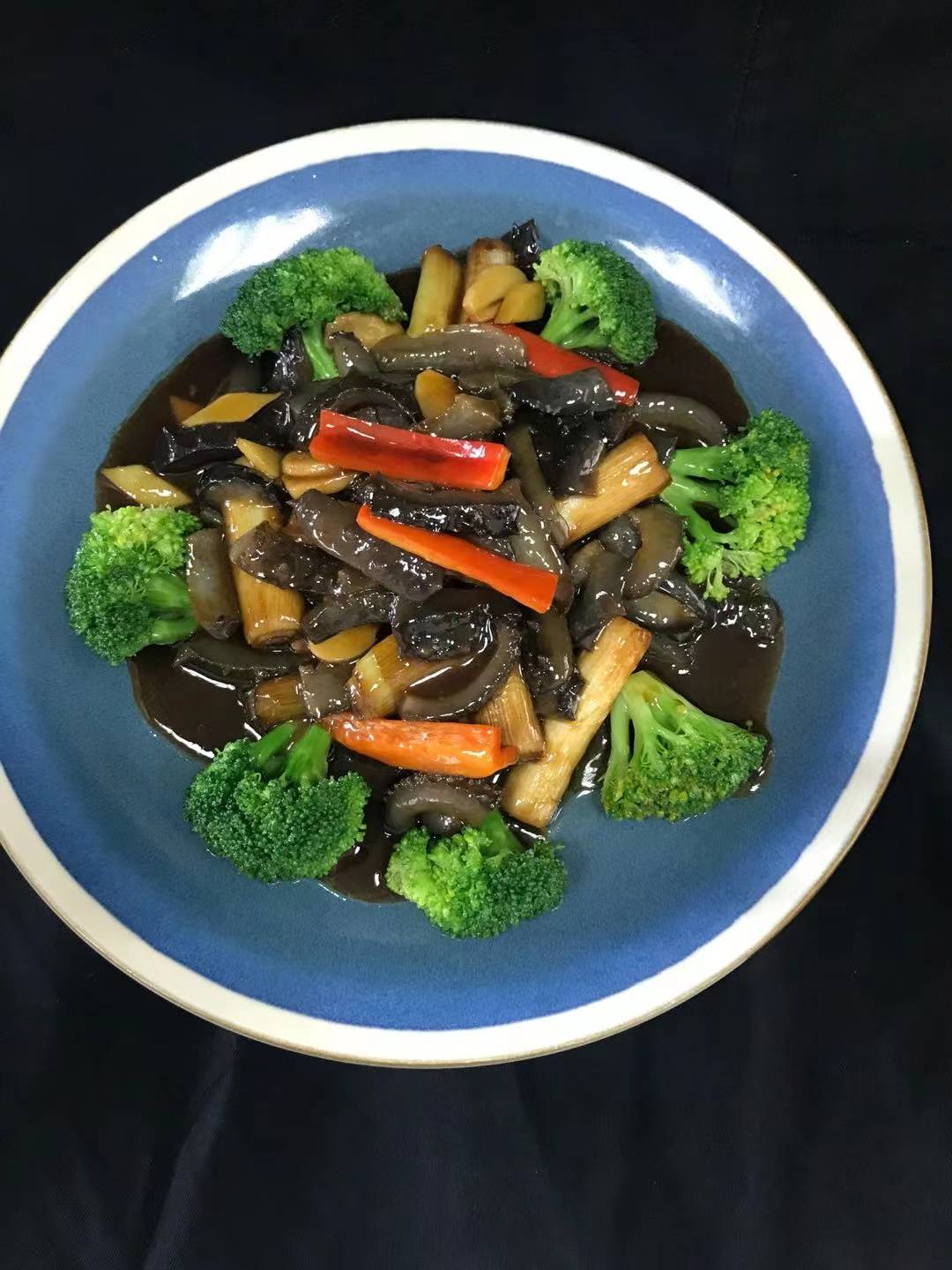 戴阿姨工作生活照3