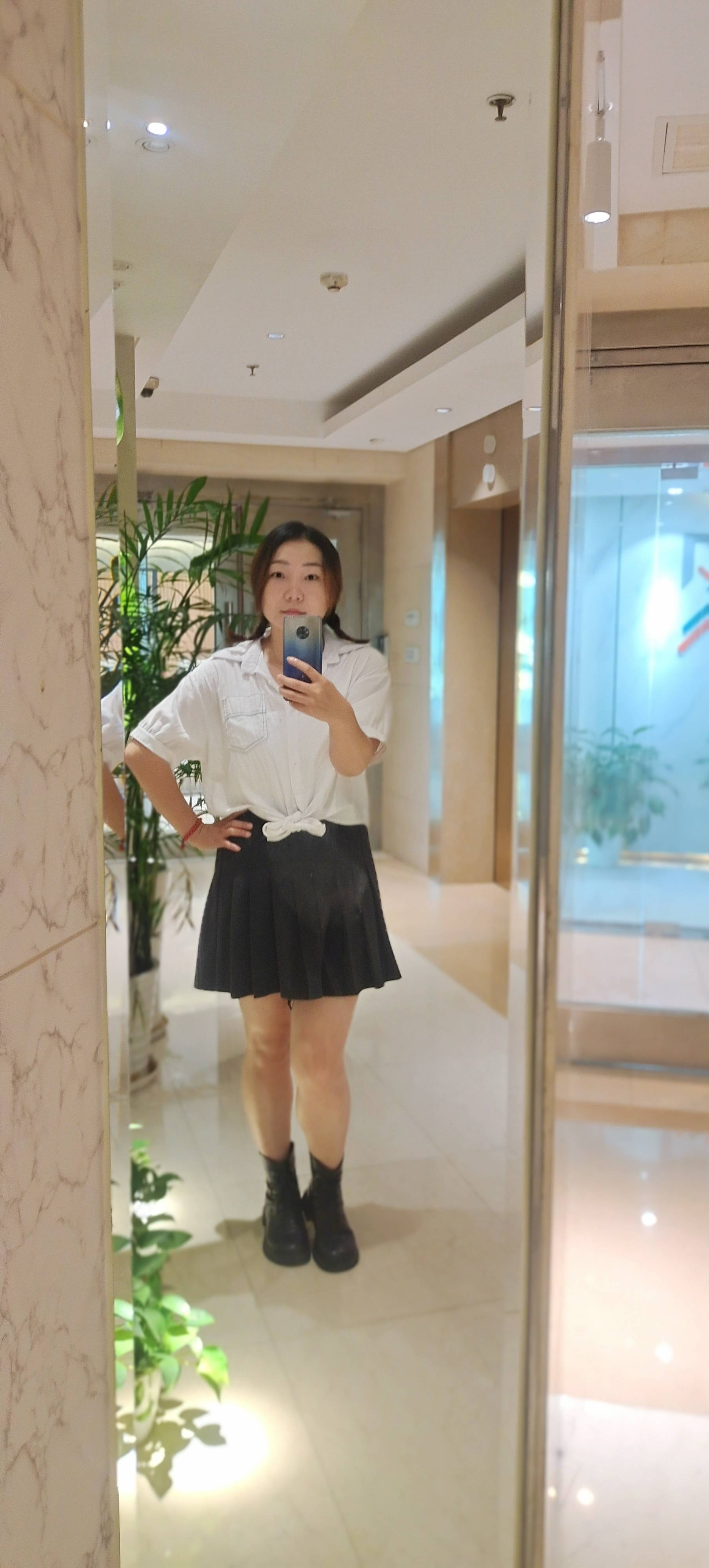 邓阿姨缩略图3