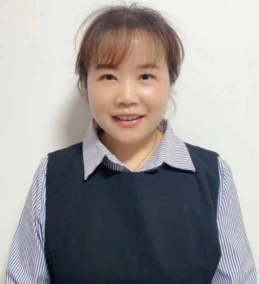 何阿姨头像