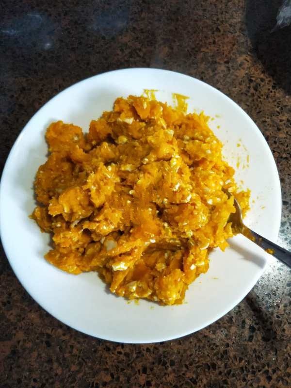钟阿姨工作生活照10