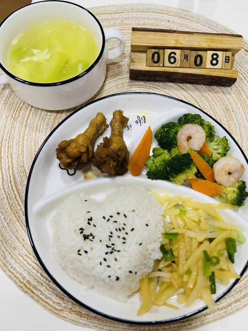 李阿姨工作生活照12