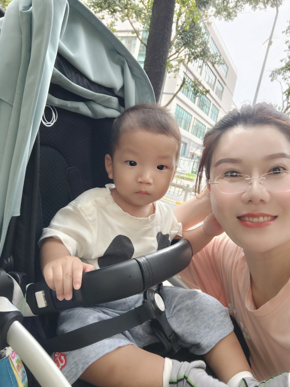 于阿姨缩略图3