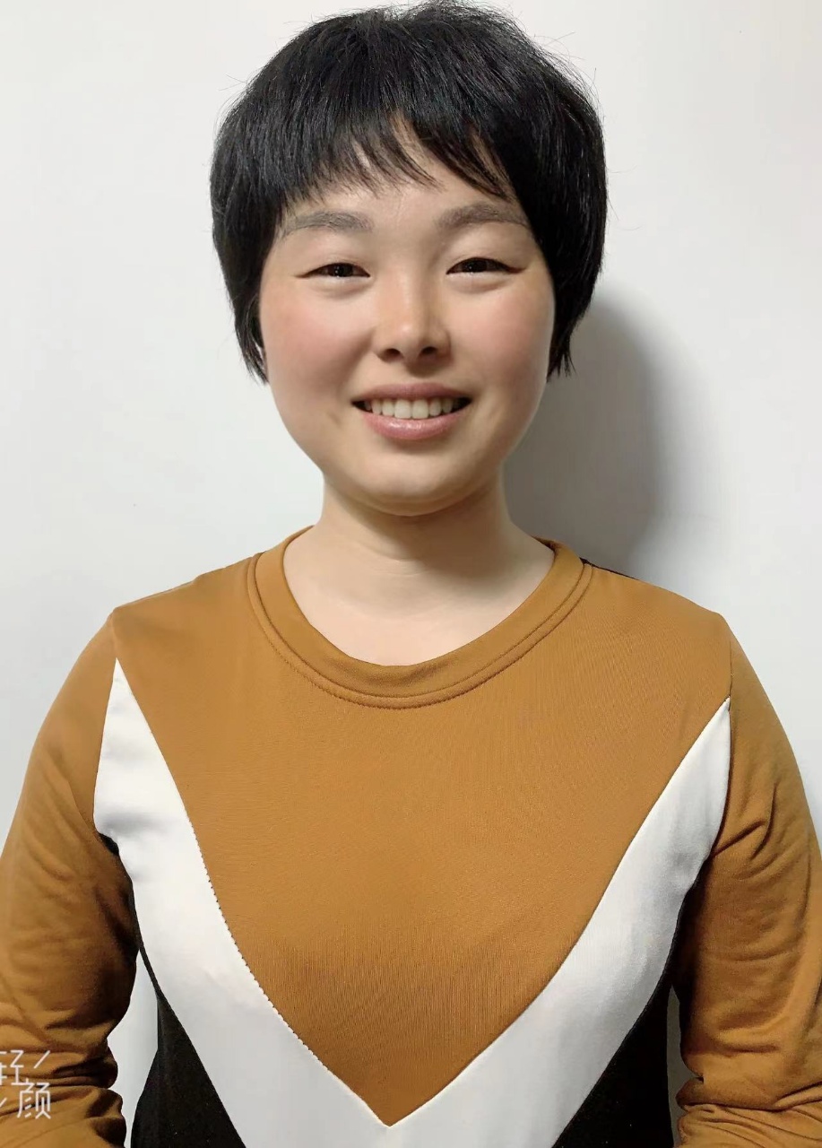 李阿姨公开照片