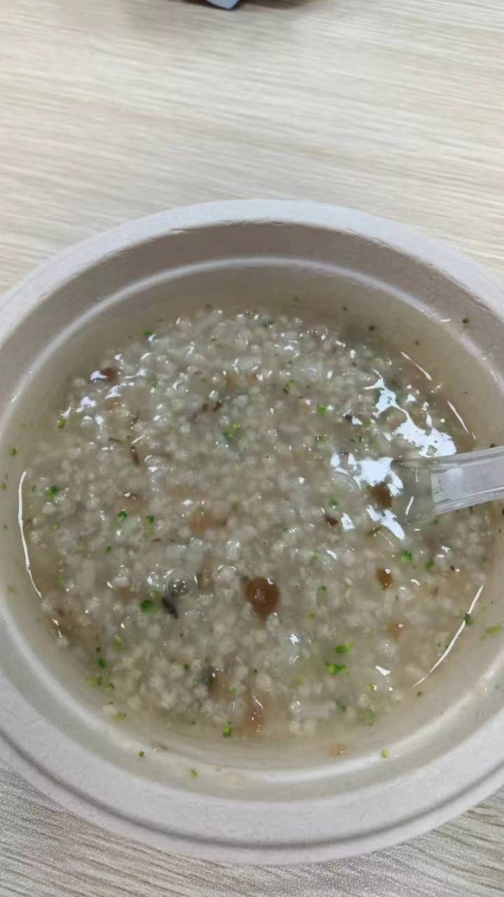 晏阿姨工作生活照7