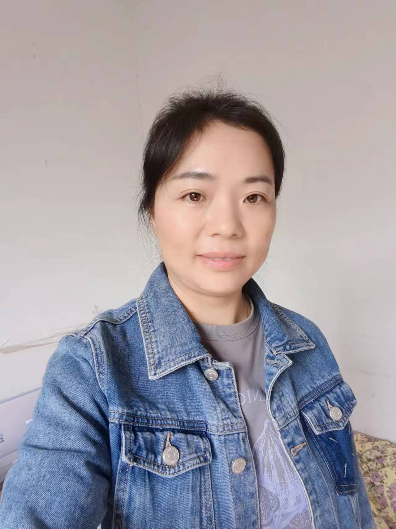 上海家务师、育婴师陈阿姨公开照片