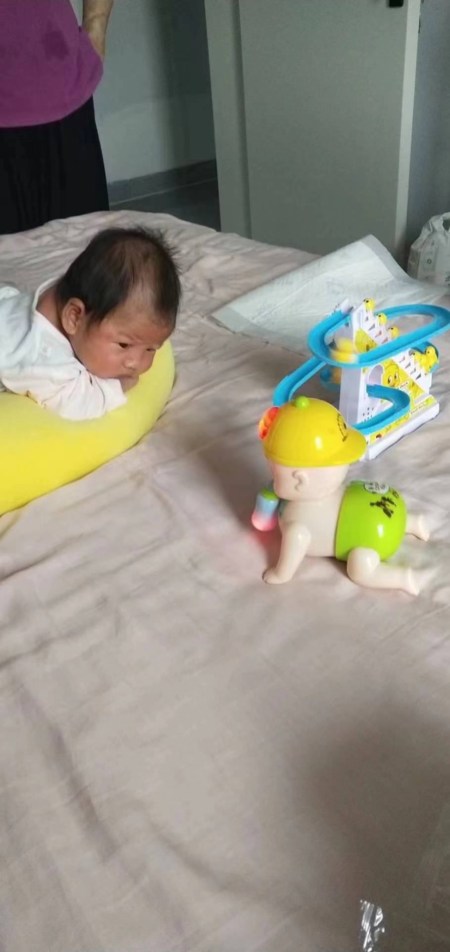 晏阿姨工作生活照6