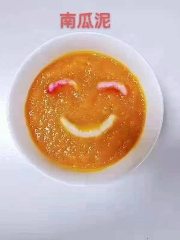 晏阿姨工作生活照12