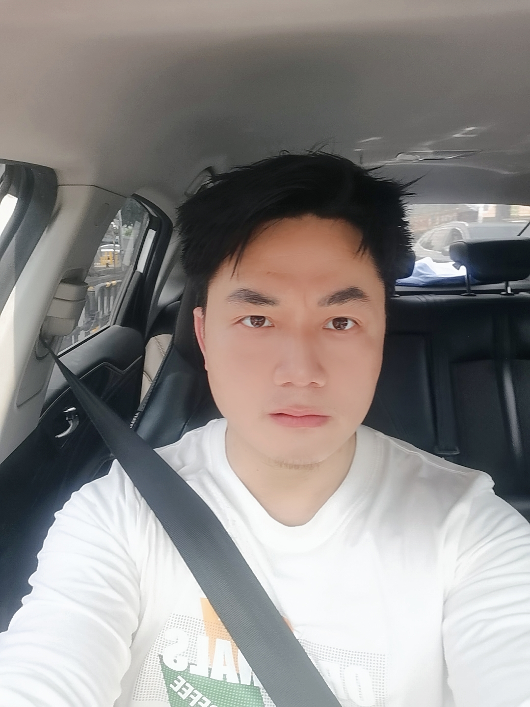 邓师傅缩略图2