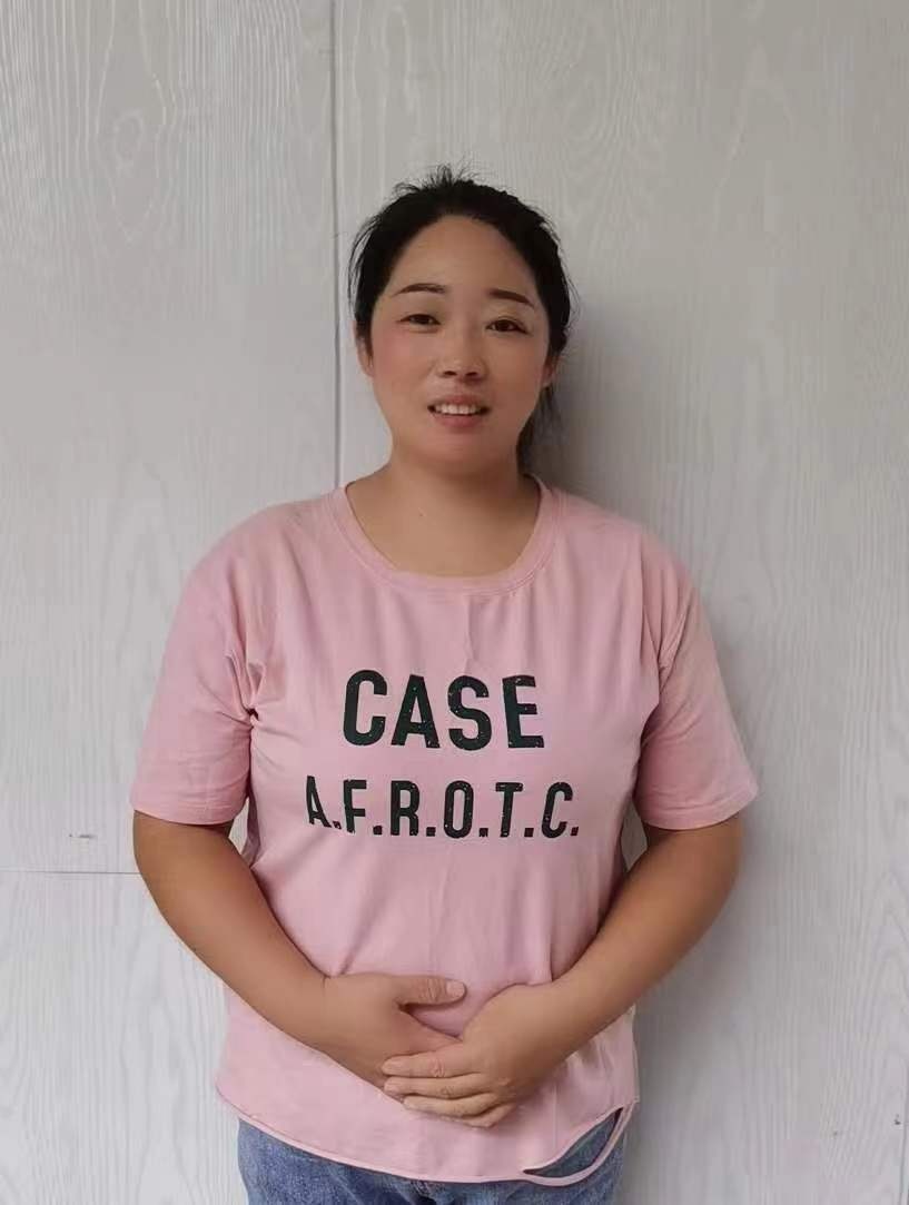 上海育婴师柏阿姨公开照片
