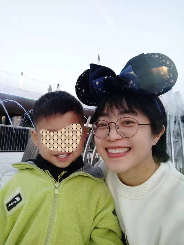 晏阿姨缩略图2