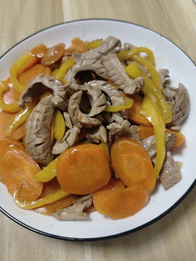 刘阿姨缩略图2