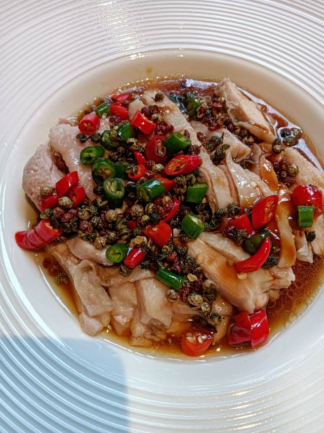 郑阿姨工作生活照2