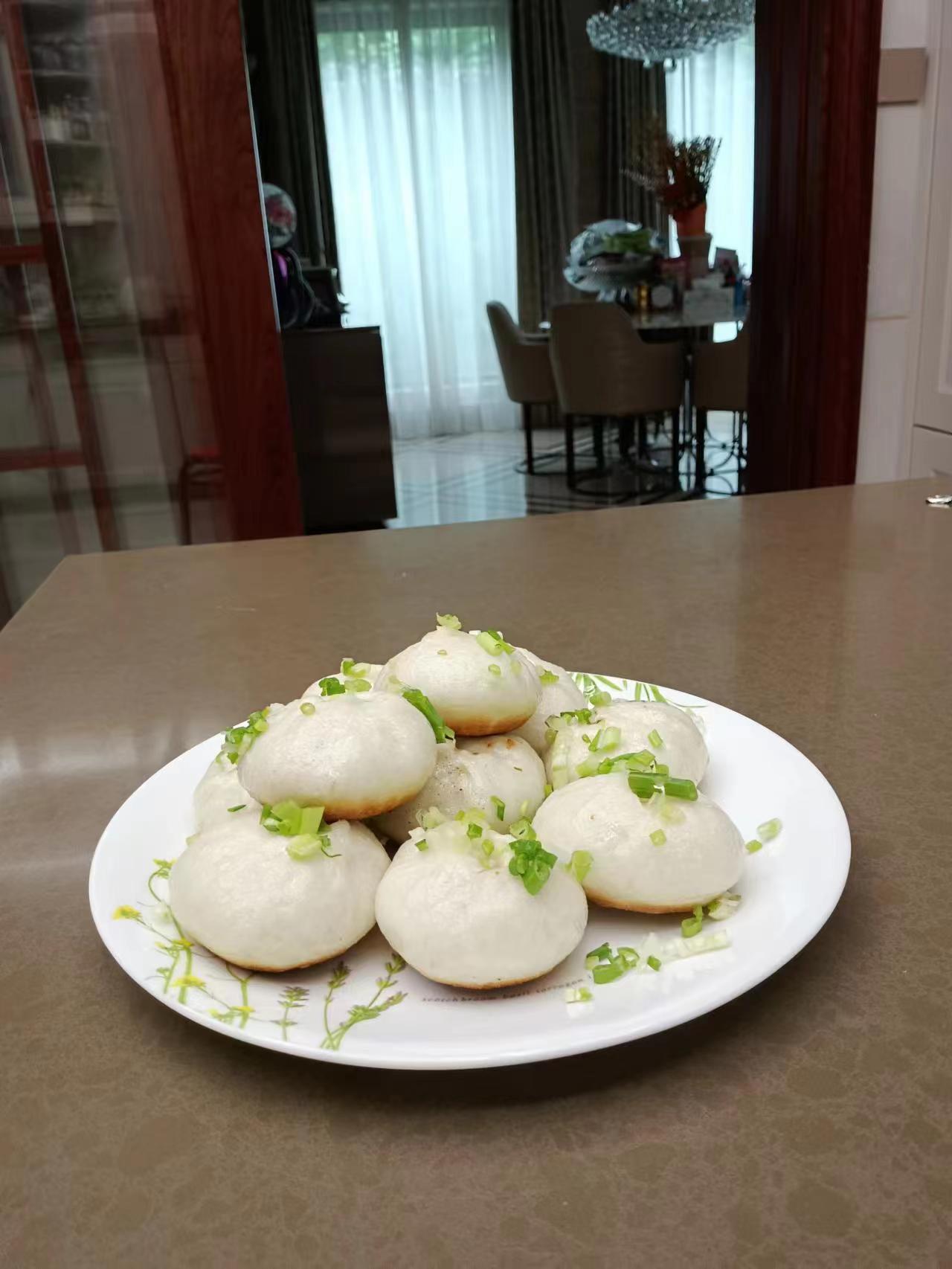 郑阿姨工作生活照2