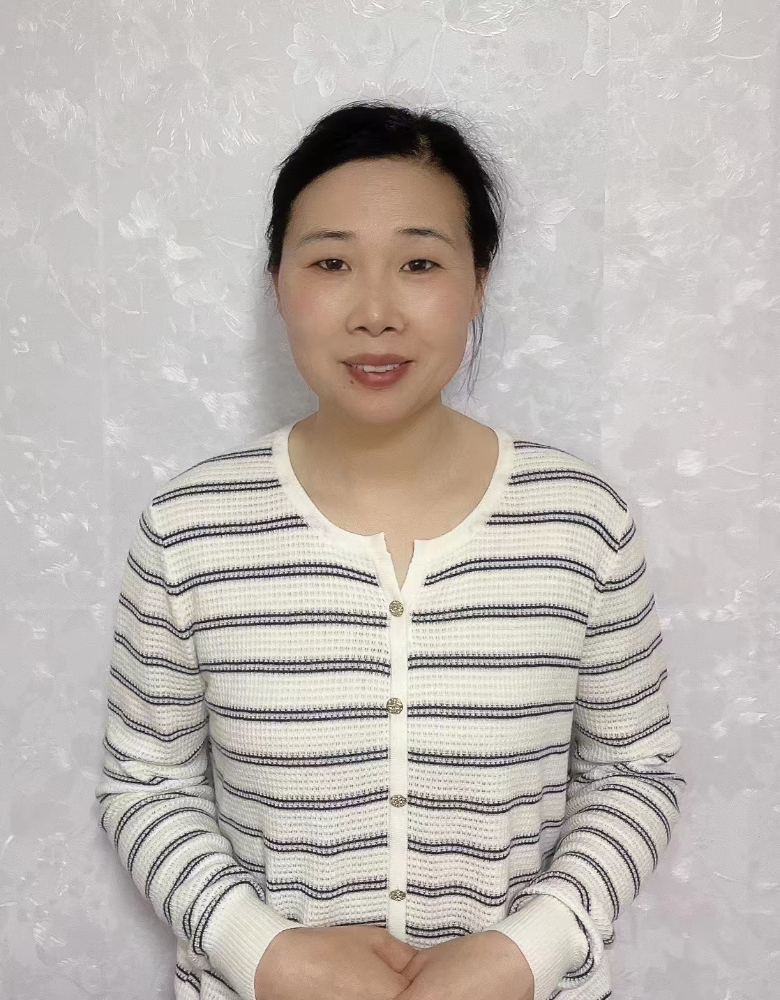 家政家务师郑阿姨公开照片