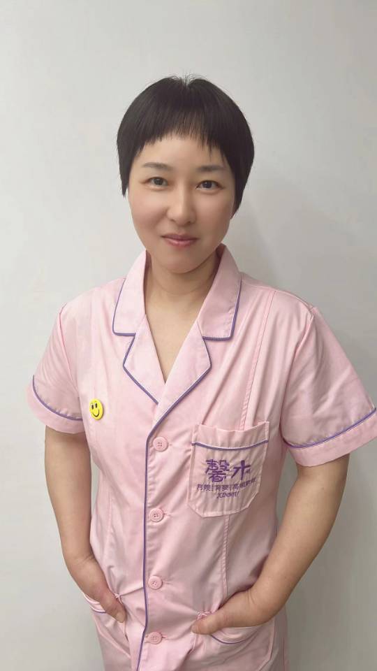 家政成长陪伴师、管家助理、家务师、育婴师、月嫂谢阿姨公开照片