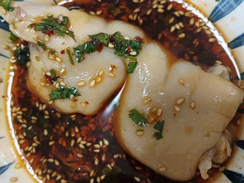 苗师傅工作生活照2