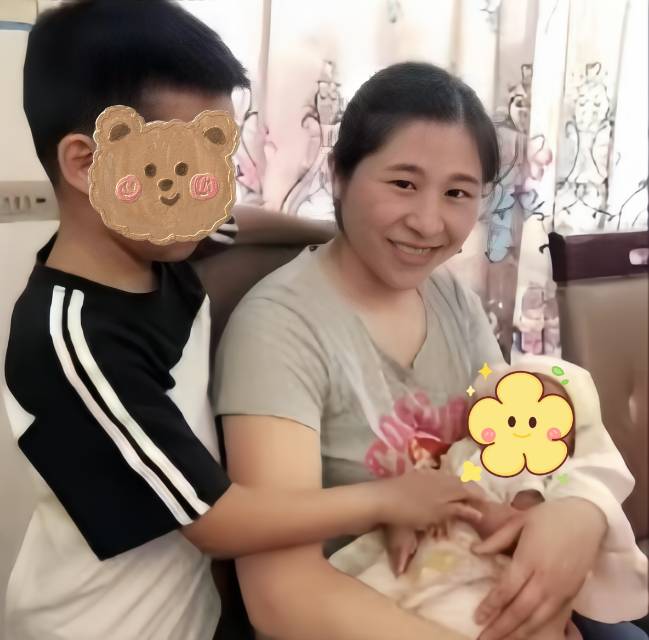 杨阿姨工作生活照2