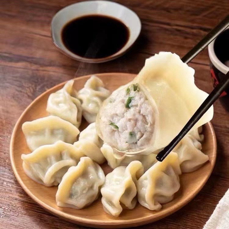 郑阿姨工作生活照1