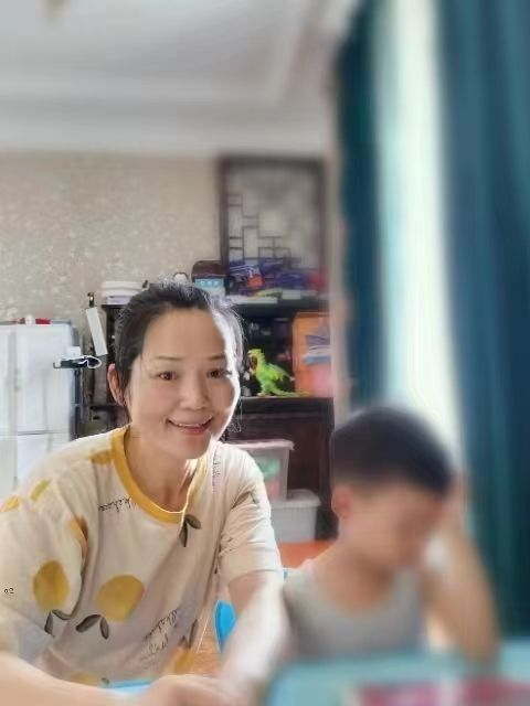 李阿姨缩略图2