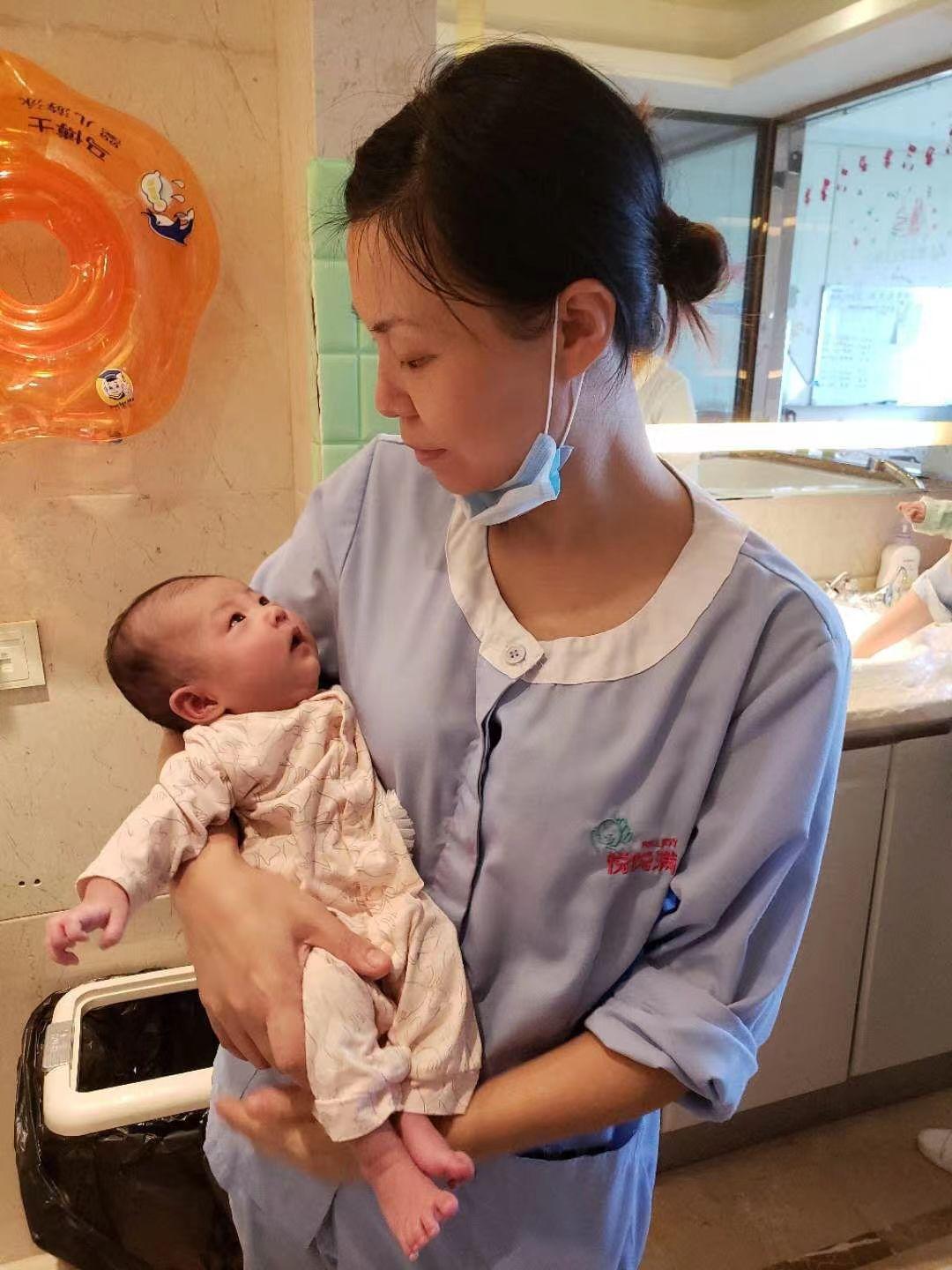 邓阿姨缩略图4
