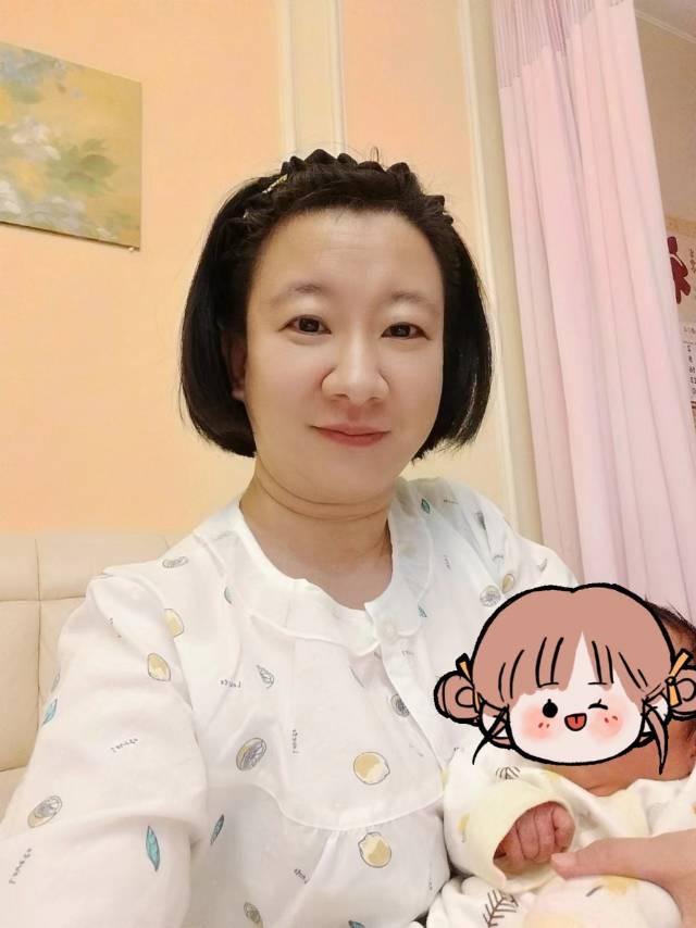 张阿姨工作生活照2