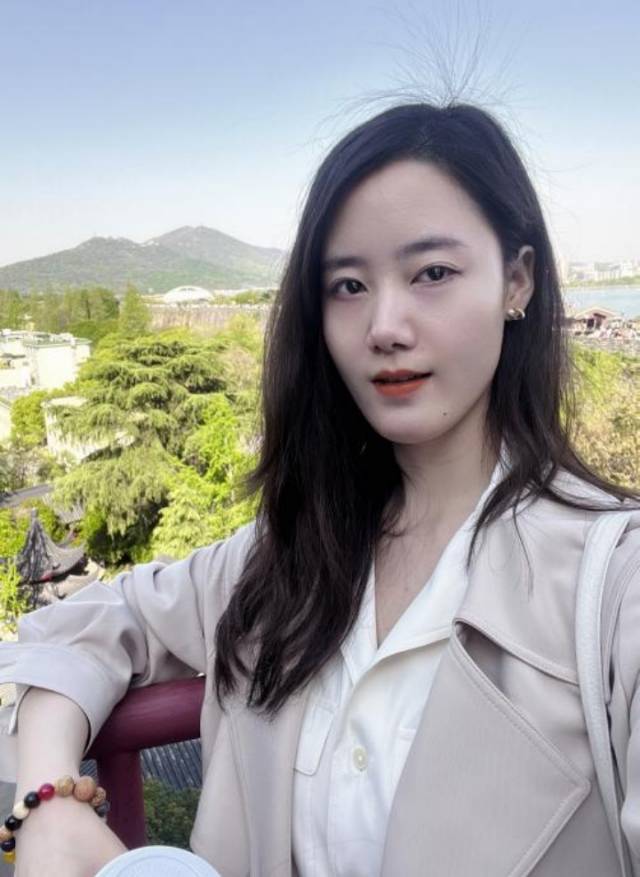 何阿姨缩略图3