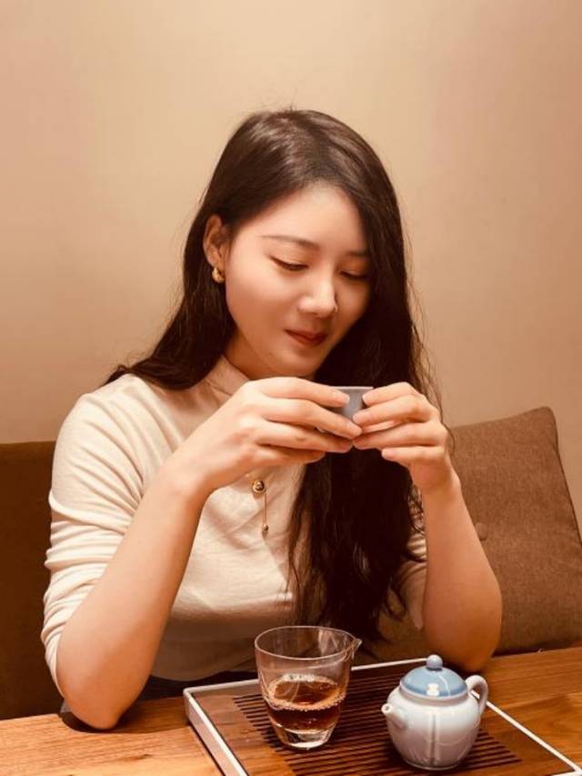 何阿姨缩略图2