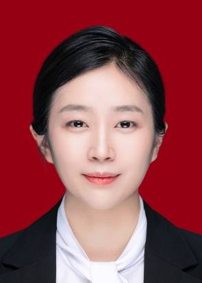 上海成长陪伴师孙阿姨公开照片