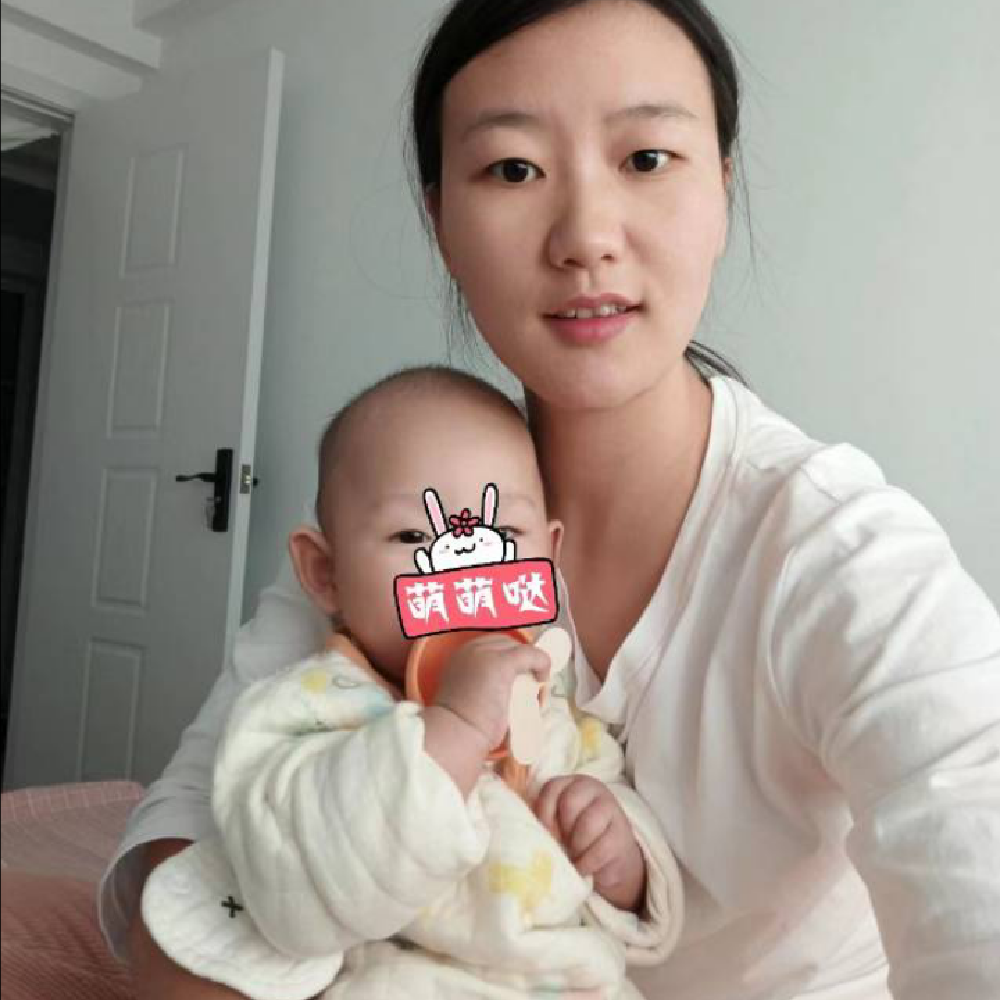上海育婴师余阿姨公开照片