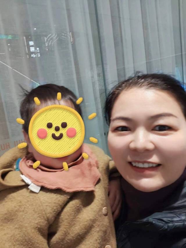 李阿姨工作生活照3