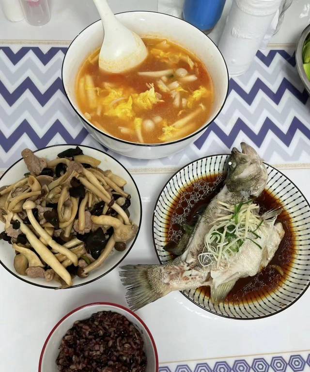吕阿姨缩略图4