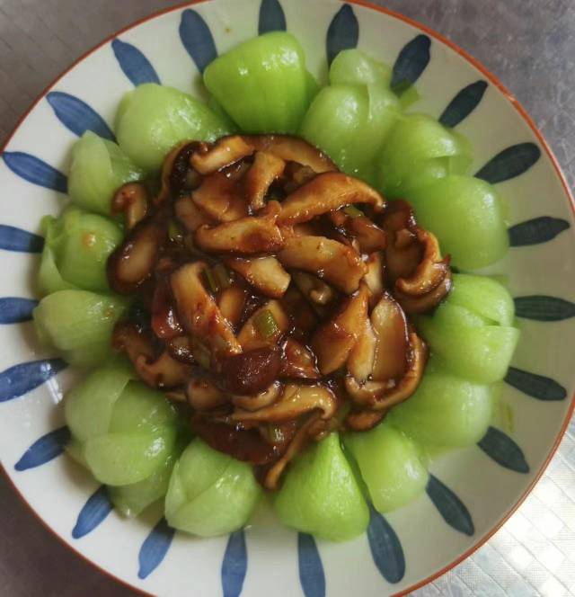 吕阿姨缩略图2