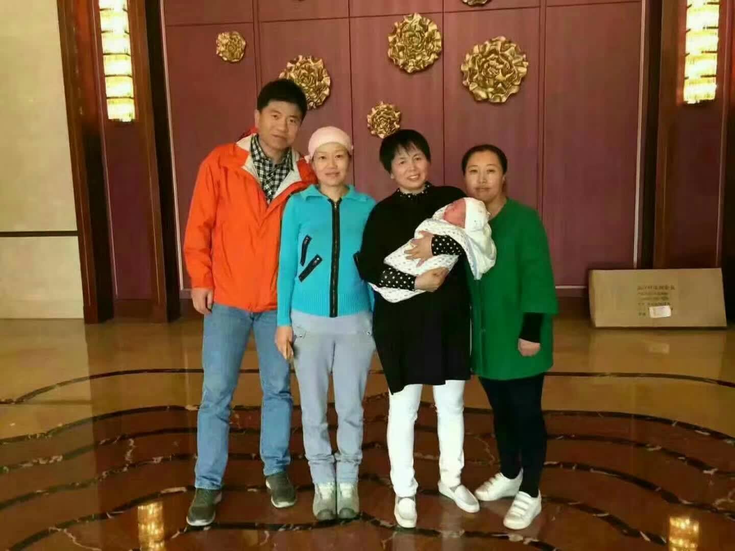 丁阿姨工作生活照3