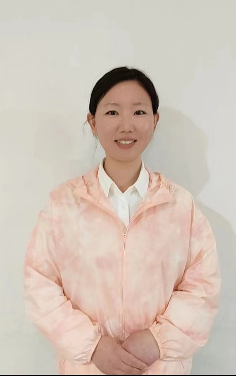 上海家务师、育婴师史阿姨公开照片