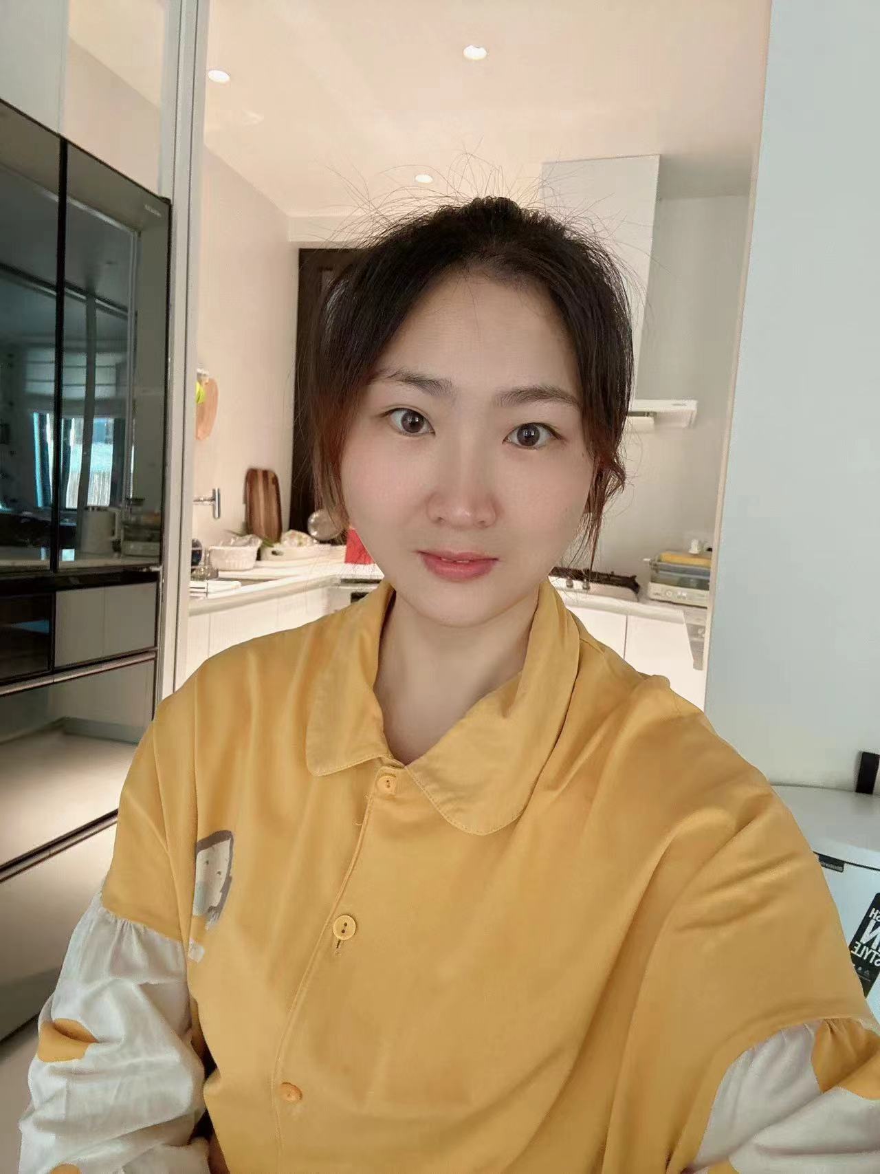 上海家务师周阿姨公开照片