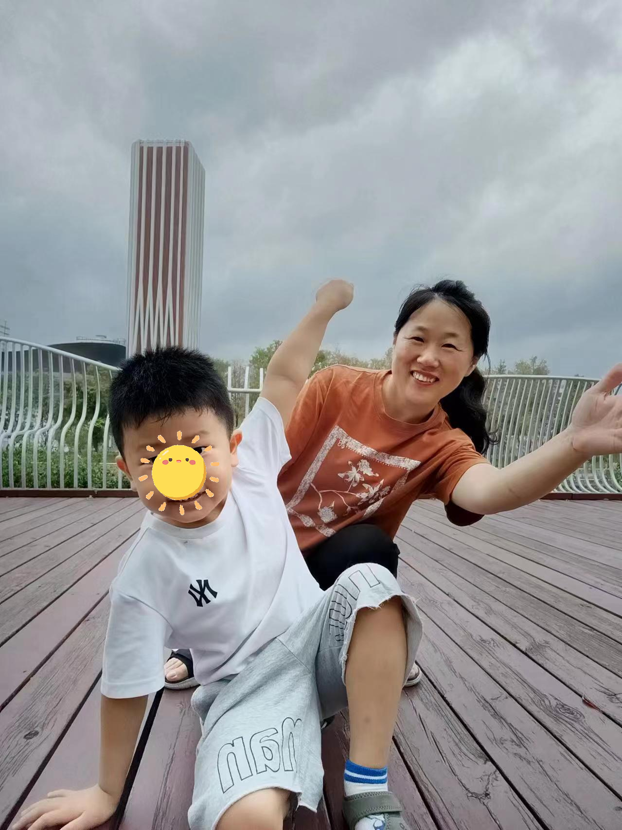 上海育婴师倪阿姨公开照片