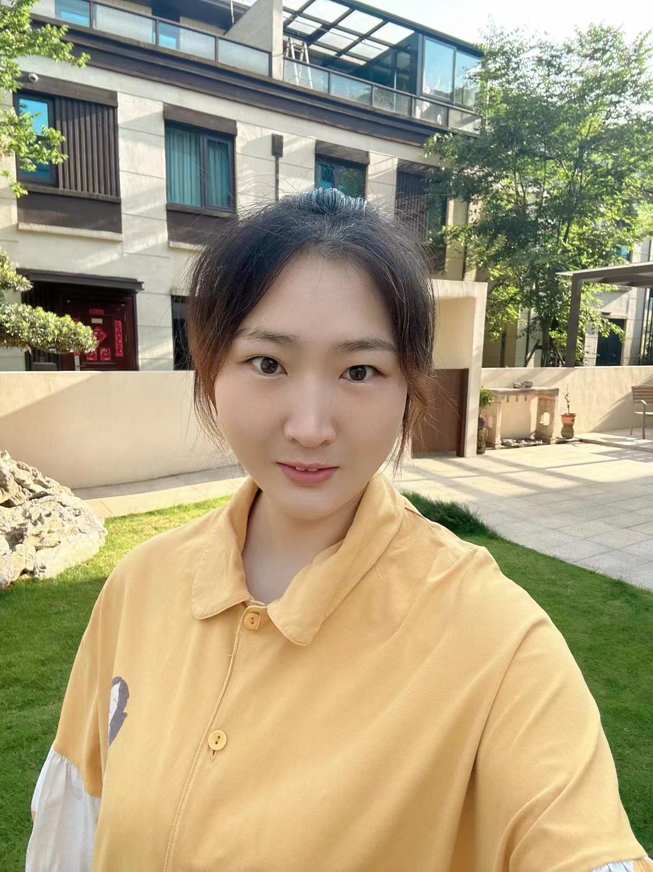 周阿姨工作生活照5
